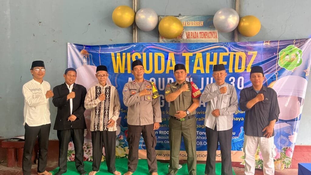 Wisuda Tahfidz Al-Qur'an Juz 30, {yatim}
